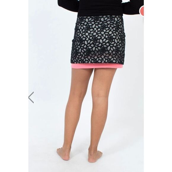 DIANE VON FURSTENBERG LACE MINI SKIRT size 6 - Picture 8 of 9